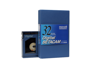 Maxell B-D32 Digital Betacam Component Digital Videocassette (Metal Tape)