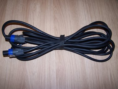 Speakercable black 2x2.5mm2 6M with Neutrik NL4FX connectors